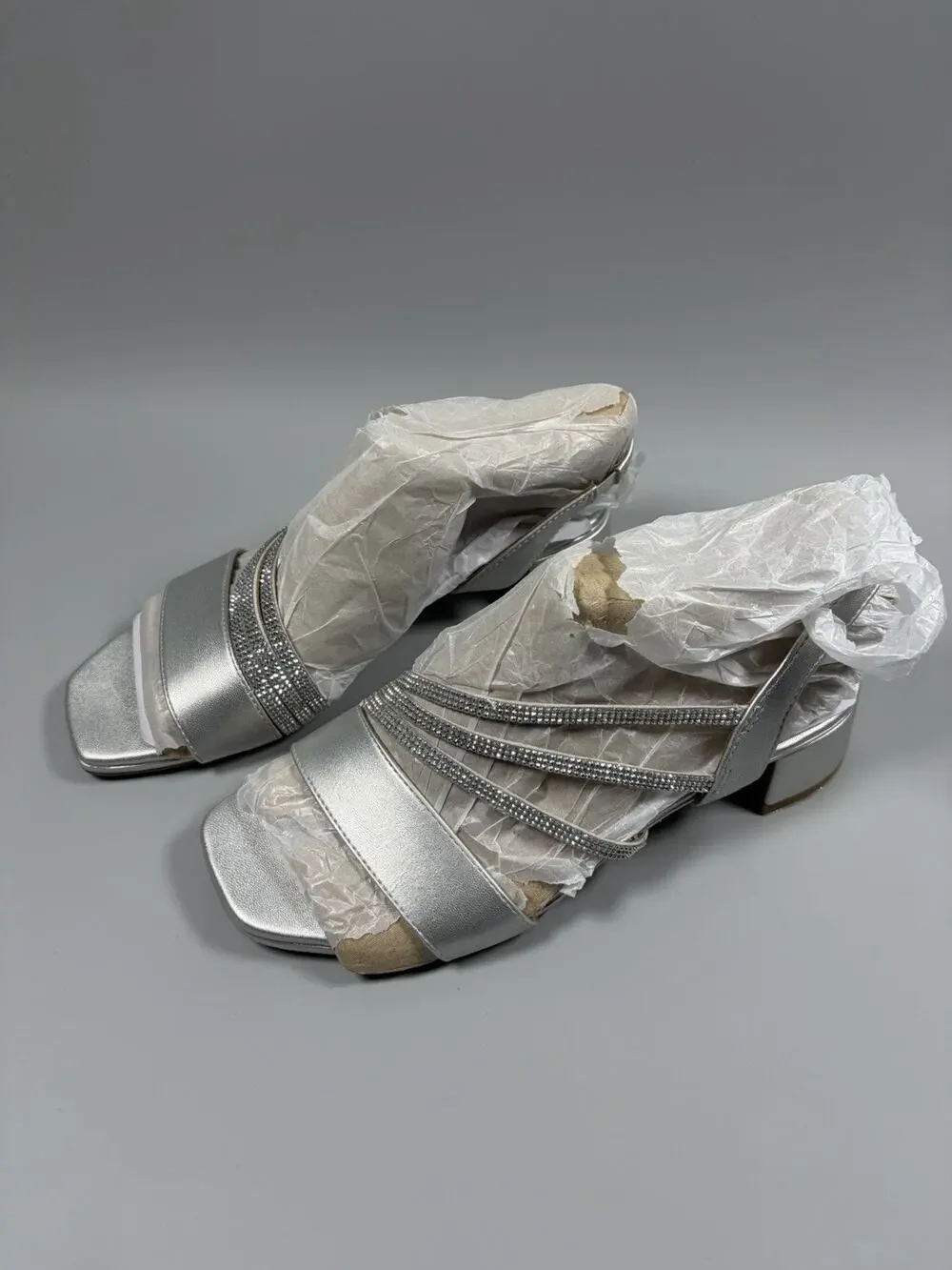 LifeStride Womens Joy Strappy Heeled Sandal Block Heels Silver Size 7.5 - Picture 1 of 7